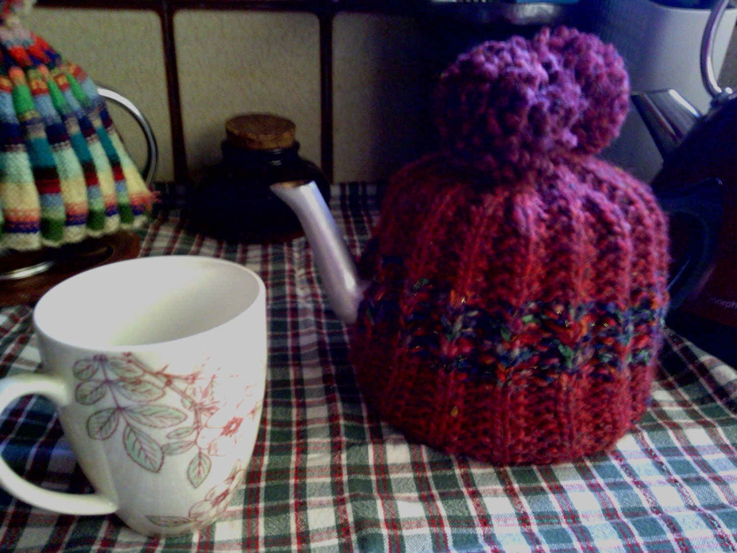 Wool Blend Tea Cosy "Traditional Pom Pom" 6 cup size
