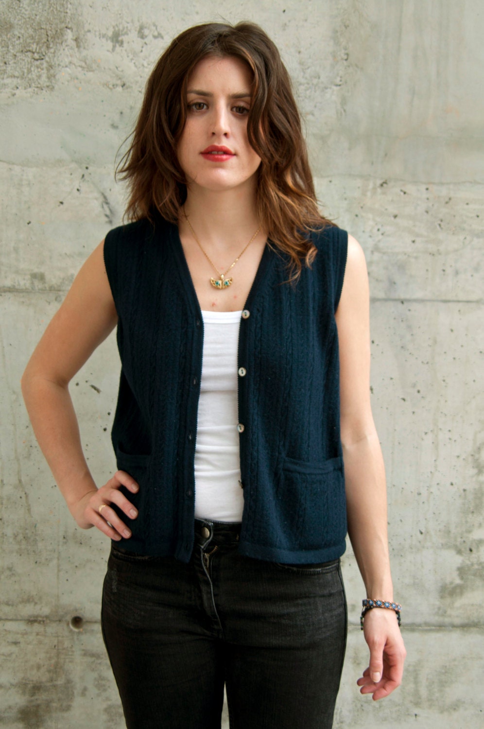 Wool Sleeveless Vest / Navy Blue Cardigan / Vintage Warm Shirt