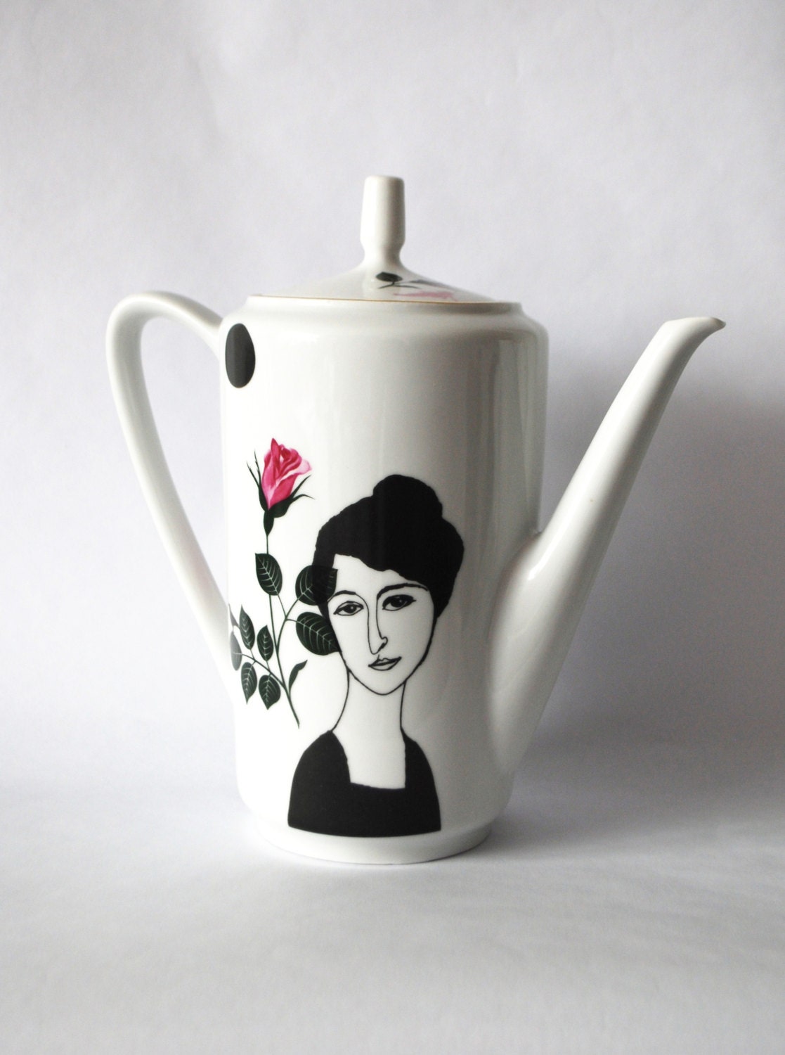VIntage redecorated teapot Hélène with rose