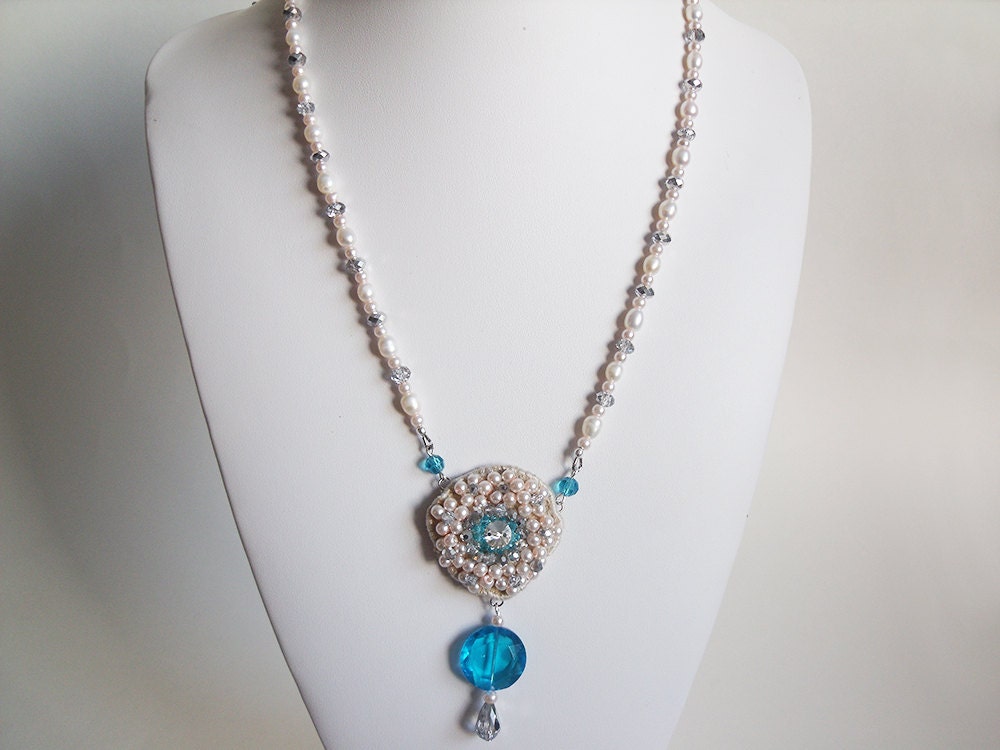 Pearl Bridal Necklace - Bridal Statement Necklace - Ivory Pearl Bridal Necklace - Teal Bridal Necklace - Ivory, Blush and Teal Necklace