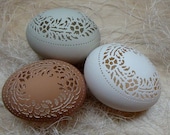 MADE TO ORDER - Hand Carved Victorian Lace Chicken Egg -  Wreath Pattern
