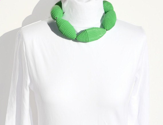 Mint: Necklace with Huge Beads of Corrugated Cardboard