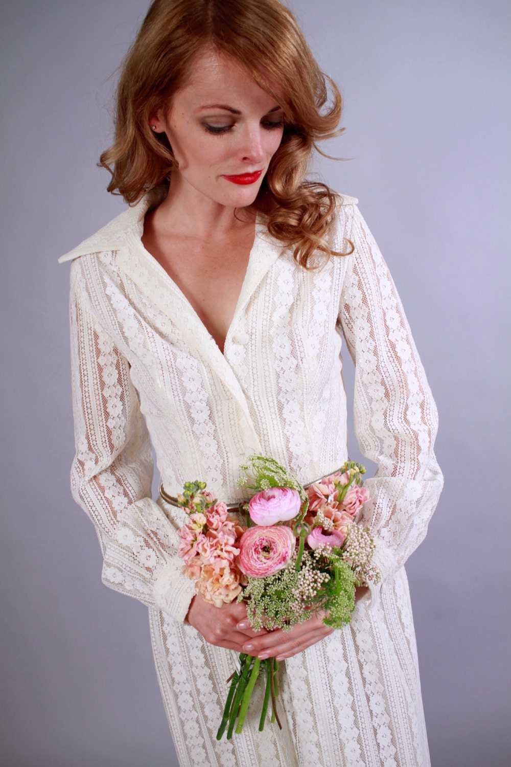 1970s lace wedding dress . 70s lace dress . bohemian bride . Meadow Wedding