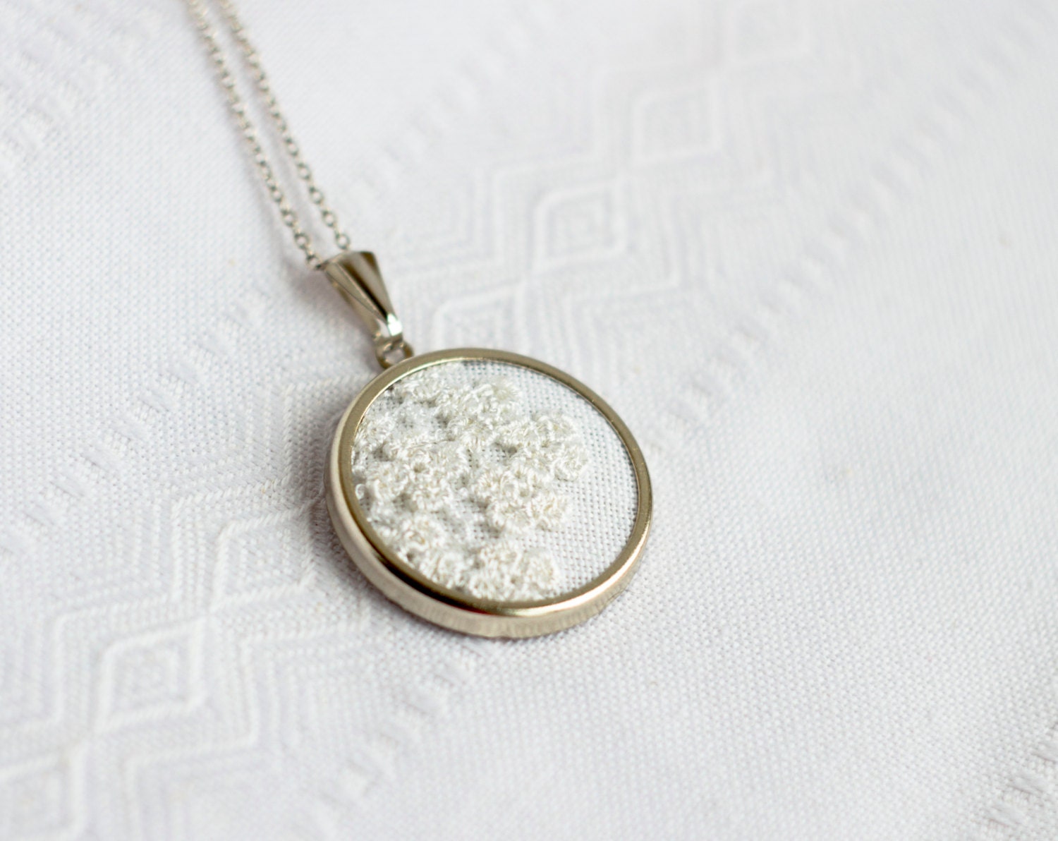 Textile necklace with white lace - bridesmaid jewelry, gift for her