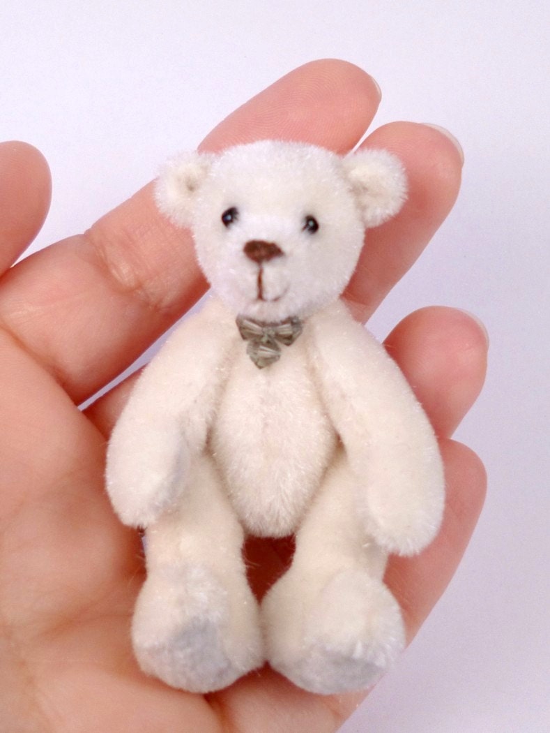 Snowy White Miniature Artist Bear. 7cm - 2 3/4 inches
