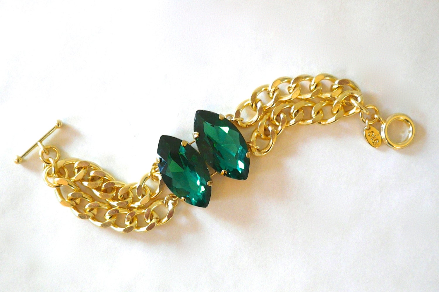 Deep Green Rhinestone and Gold Curb Chain Bracelet