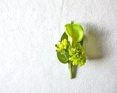 Real Touch Green Calla Lily Boutonniere with Pompom Mums and Leaf Accents for Weddings