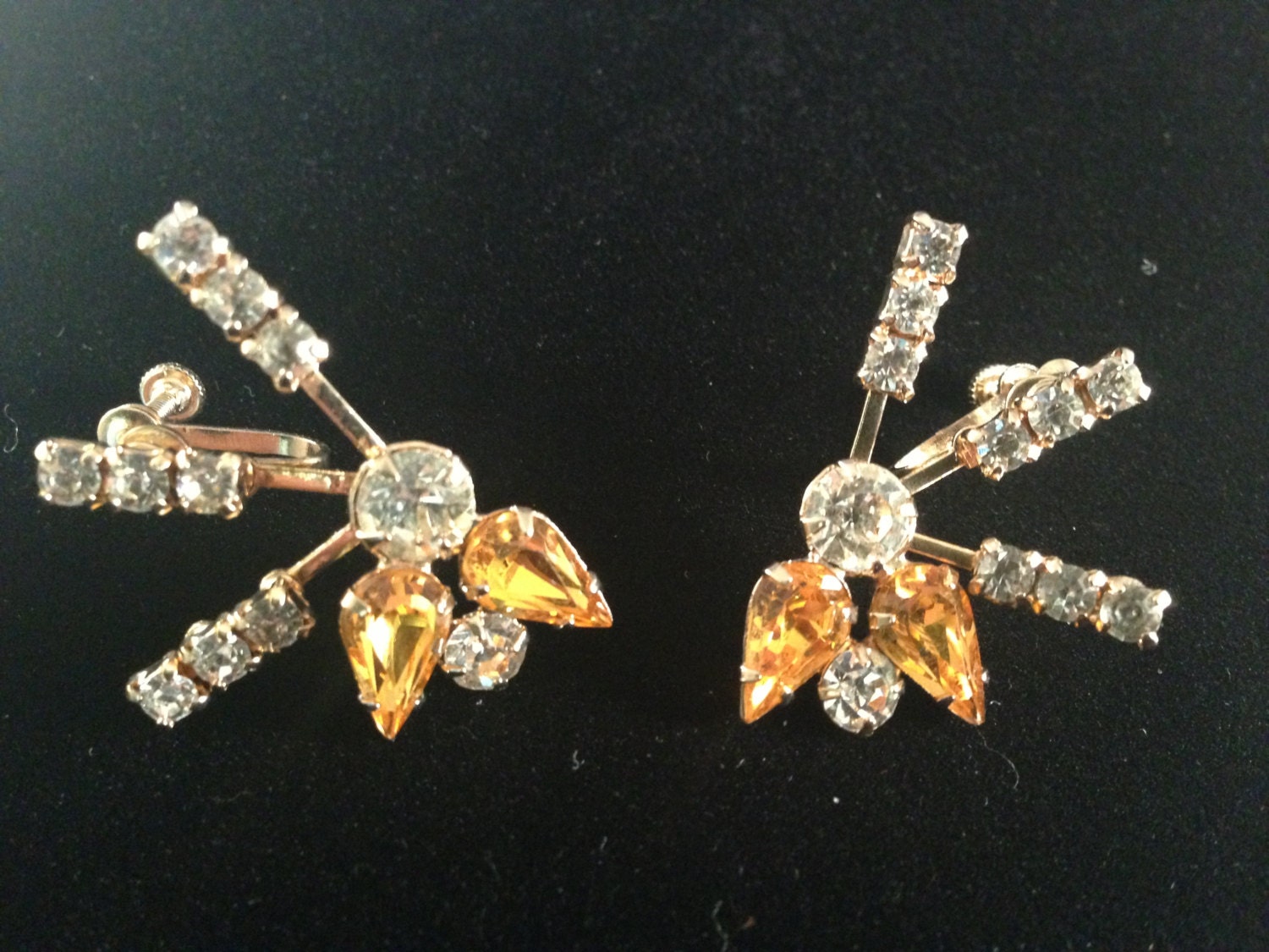 Vintage Amber Rhinestone Starburst Earrings - Screw Back - citrine yellow white gold rhinestones - gold toned metal -unique - unusual