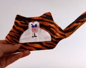 Tigger Wristlet with zipper