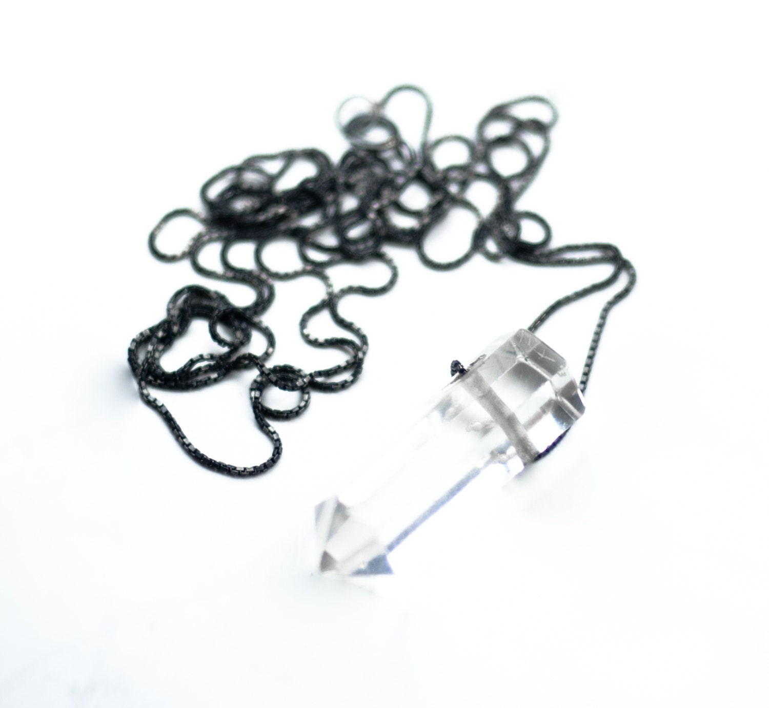Quartz crystal necklace - Minimalist crystal necklace