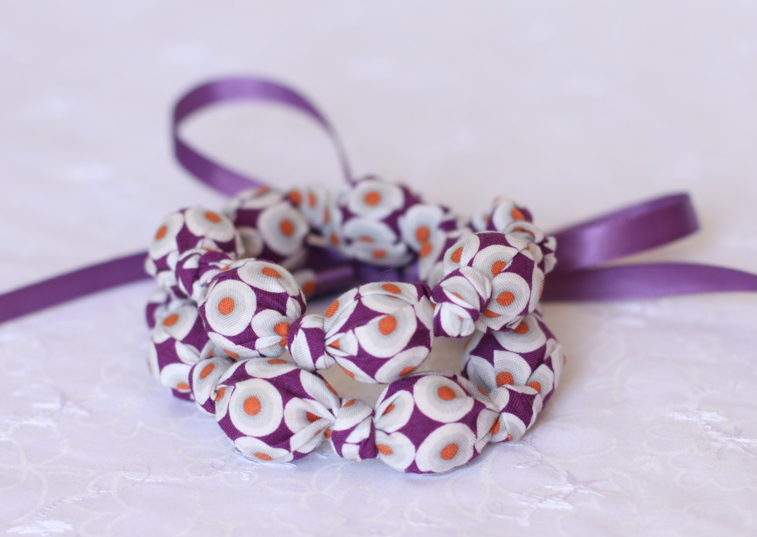 Plum Dots ORGANIC FABRIC Teething Necklace, Breastfeeding Nursing Necklace, Babywearing/Fabric Necklace, Baby Teether