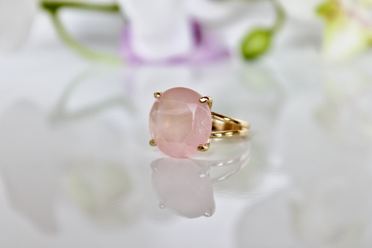 rose quartz ring,gold love ring,pink ring,gemstone ring,round gold ring,double band ring,charm ring