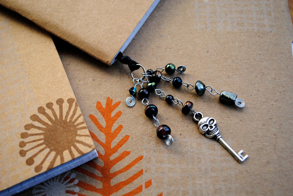 Spooky Skeleton Key Bookmark Skull Black Book Thong Goth Design