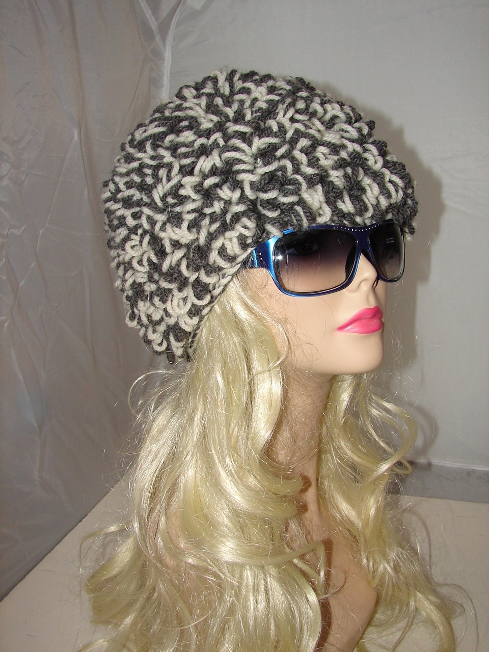 CHS-10 Crochet Furry Textured White Grey Beanie Hat Pure 100% wool