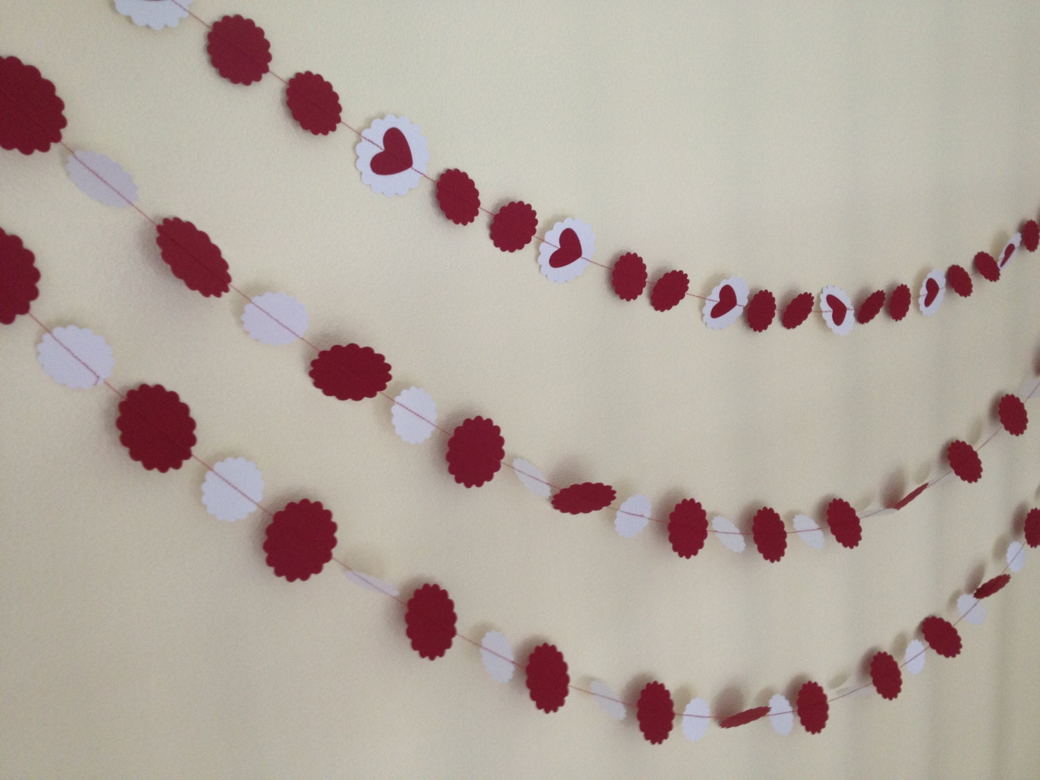 Valentine's Day Paper Garland - Set of 3 - Red and White - Hearts Il_170x135