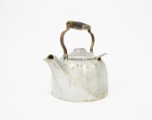 Antique Wagner Ware Cast Aluminum Colonial Tea Kettle with Wood Handle - 4 Quart Capacity