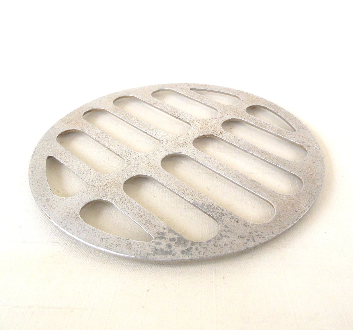 Wagner Ware Magnalite Trivet - 7.5" Cast Aluminum Round