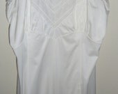 Vintage Ladies Slip by Adonna size 38 Accordion Pleated Bottom Hollywood Regency Only 8 USD