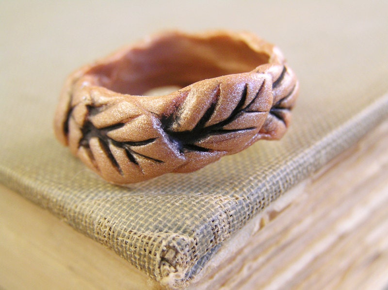 Clay leaf ring. made to order. Choose your finish, gold, silver, or copper. Nature jewelry. handmade ring