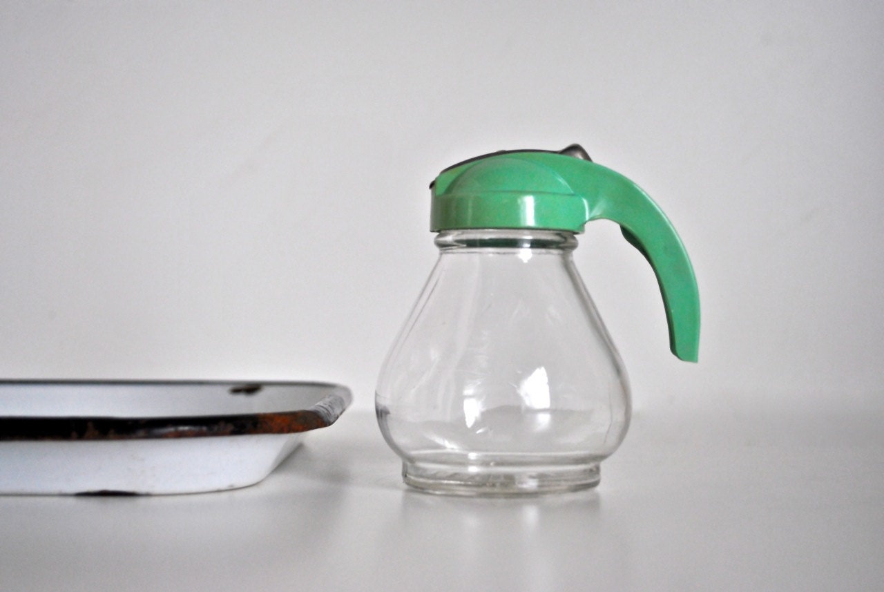 Mid Century Syrup Pitcher - Retro Kitchen Serving - Mint Green