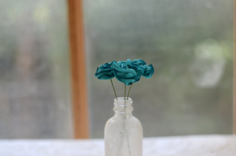 teal blue mini fabric flower centerpiece