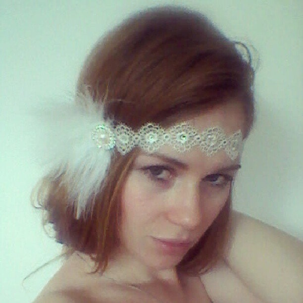 Daisy Buchanan 1920s Feather Headband in White and Silver with Crystals, Roaring 20s 30s Party, Feather Headband, Great Gatsby, 20s Prom