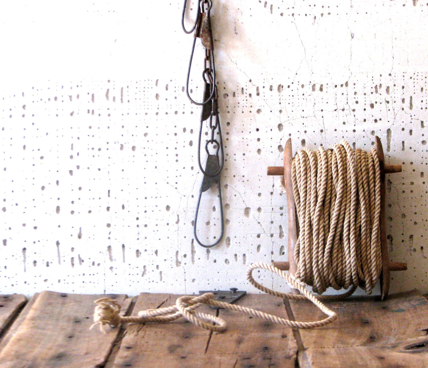 string or line winder - vintage farmhouse style home decor