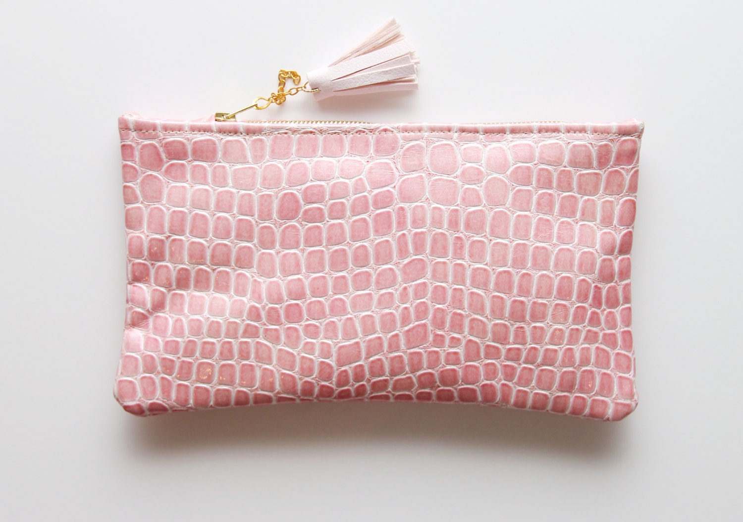 MINIME/ Pastel pink crocodile leather clutch / make up bag