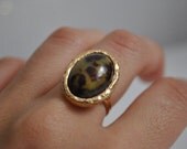 vintage Signed Sarah Cov. Art Glass  leopard print cameo  Adjustable Ring