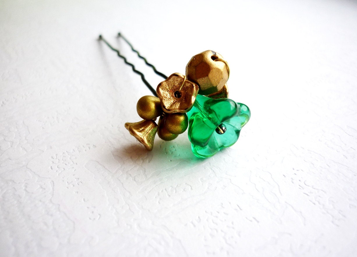 Wedding Hair Accessories, Hair Pin, Emerald & Gold Dreamy Flower Bridal, Vintage Style, Floral Weddings, Free Shipping to EU, US, CAN.