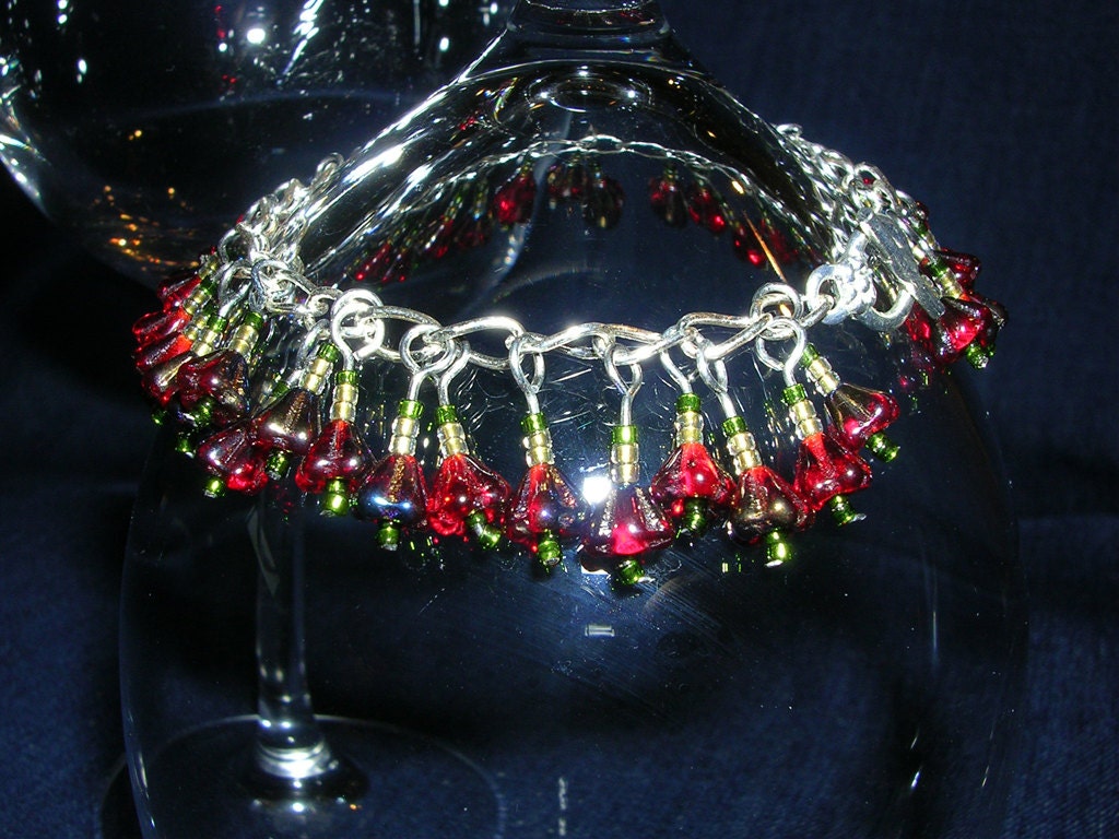 handmade charm bracelet pressed glass flower beaded jewelry 7" red fire small bead