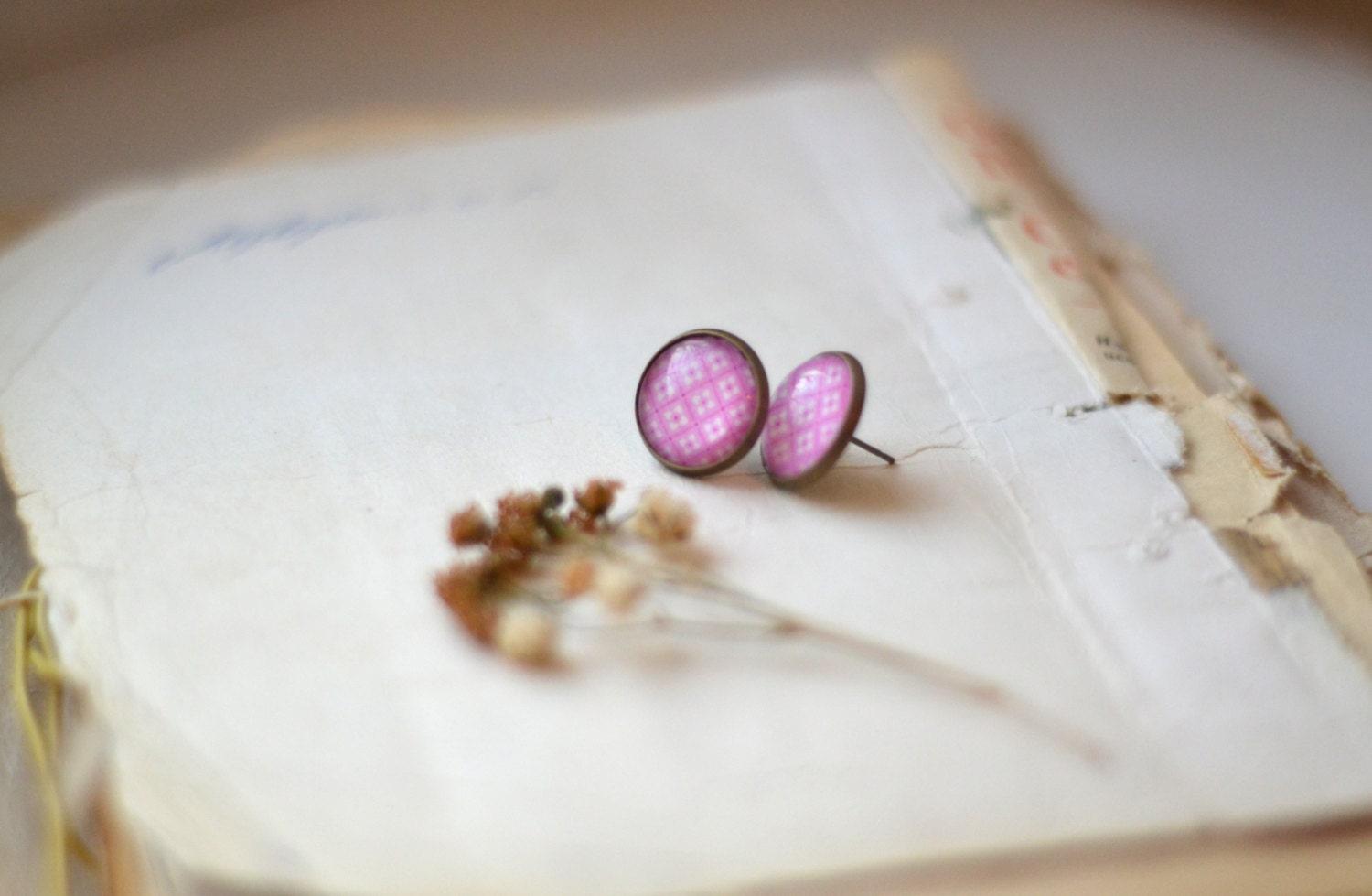 Stud earrings Candy Pink Post Earrings - Pink Glass Stud Earrings - Spring  and Summer jewelry