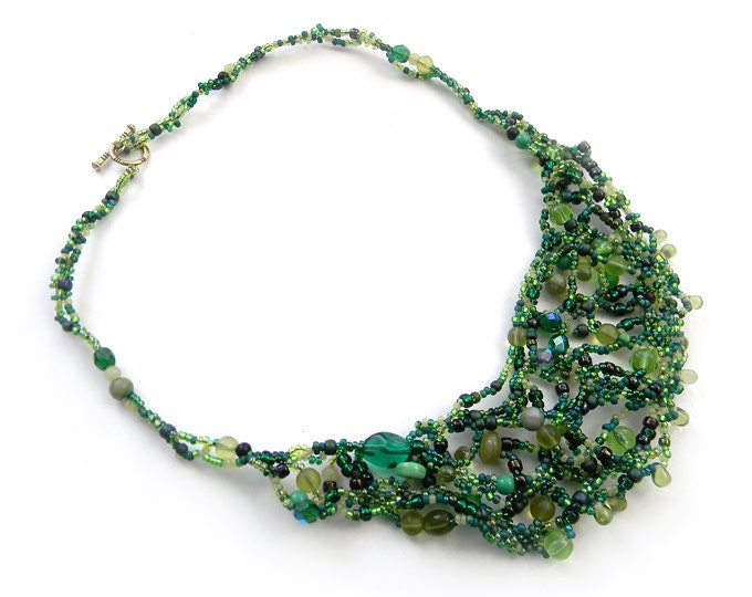 Green freeform beaded necklace - boho / bohemian, free form peyote