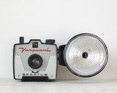 Vintage Vanguard Spartus Camera Flash WORKING RARE with flash bulbs