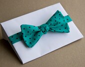 Self-Tie Style Green Bow Tie with Black Polkadots