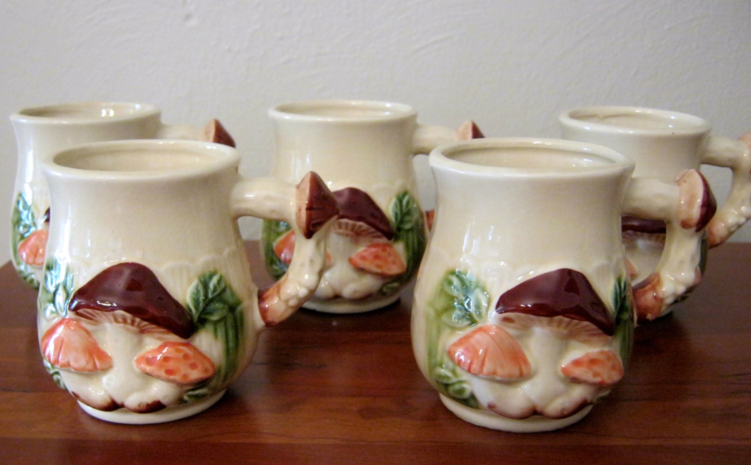 Set of 4 Glazed Ceramic Retro Vintage Mushroom Mugs, Made in Japan