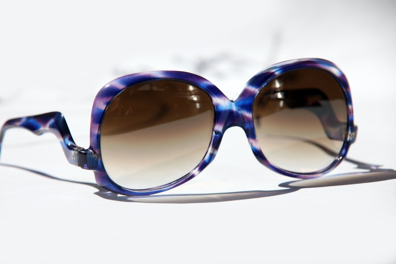 Oversized Bugeye Drop Arm Navy Blue Purple & Crystal Clear - Ombre Fade Sunglass Womens Beach Vacation Catwalk - Driving Your Convertible