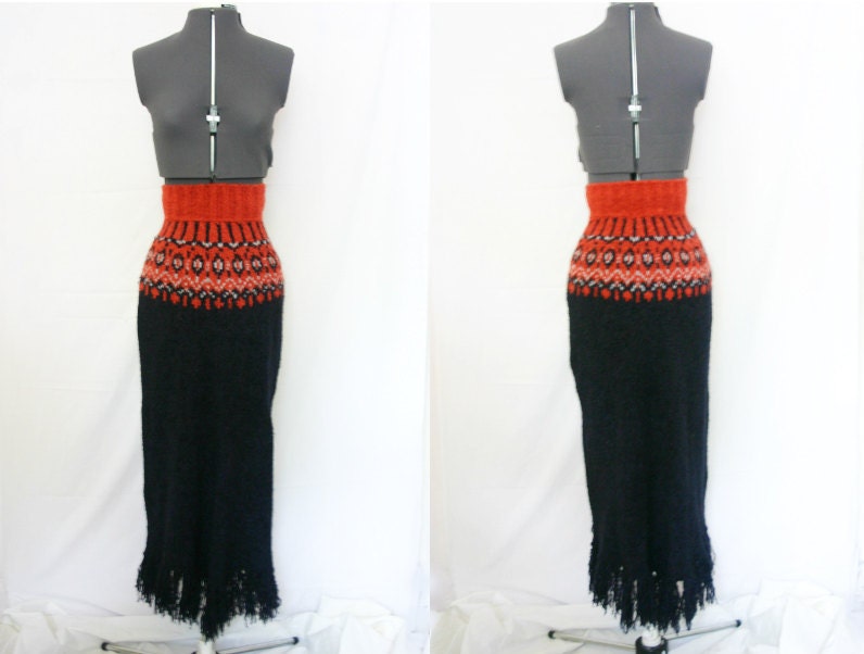 VTG 70s 80s RARE Gorgeous Native Print BODYCON Knit Long Maxi Fringe Skirt