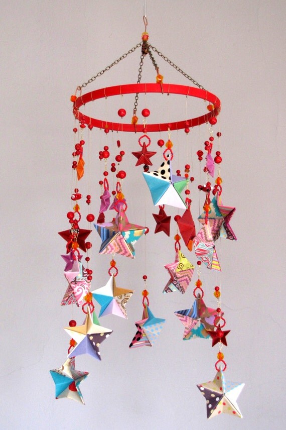 Red/Pink Paper Origami Star Mobile