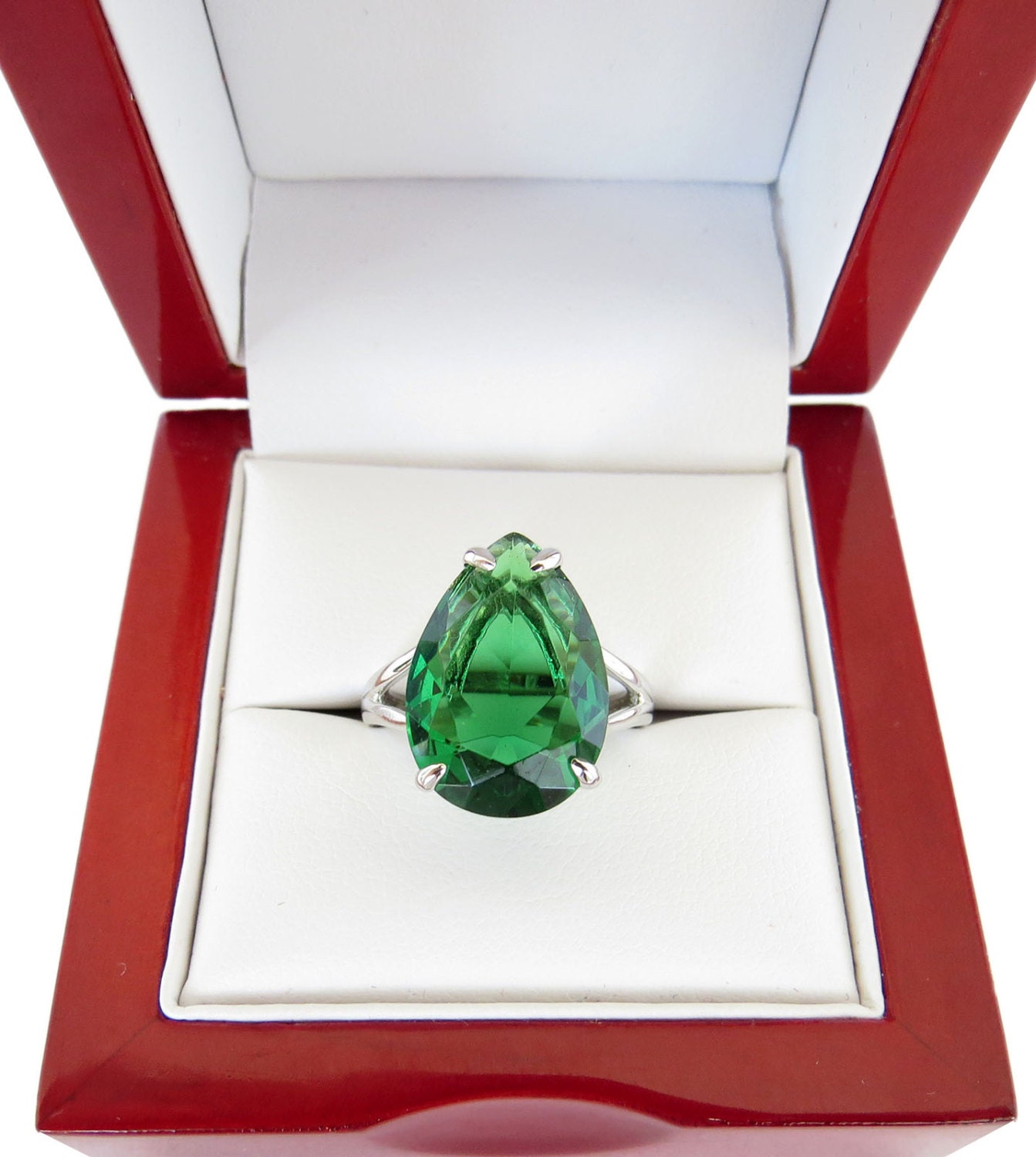 9 Carat Emerald Green Pear Estate Design, Tear Drop Filigree Ring Size 6, 7 or 8 Sterling Silver, Engagement Ring, Birthstone Ring