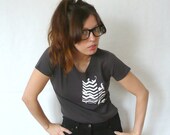 Screen Printed T-shirt In Charcoal Chevron - Modern Preppy