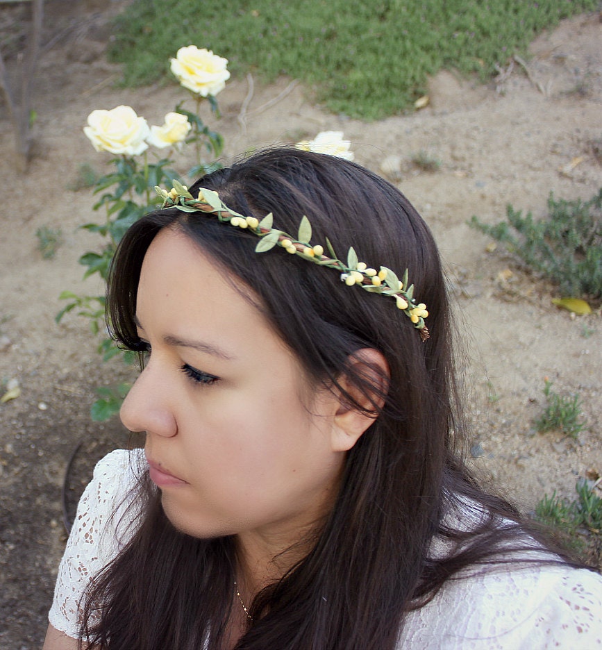 Yellow Twigs Floral Crown. Lavender Berries, Bohemian, Flower Crown. Woodland. Flower Girl, wedding flower crown, Spring, Summer, Easter,