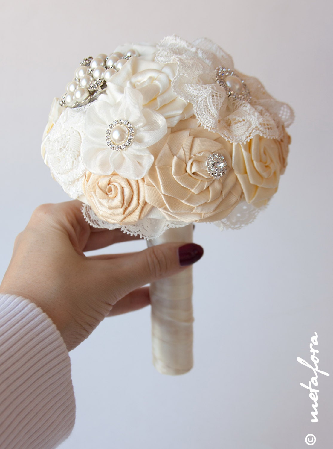 Wedding Toss bouquet Ivory bouquet Wedding by feltdaisy on Etsy