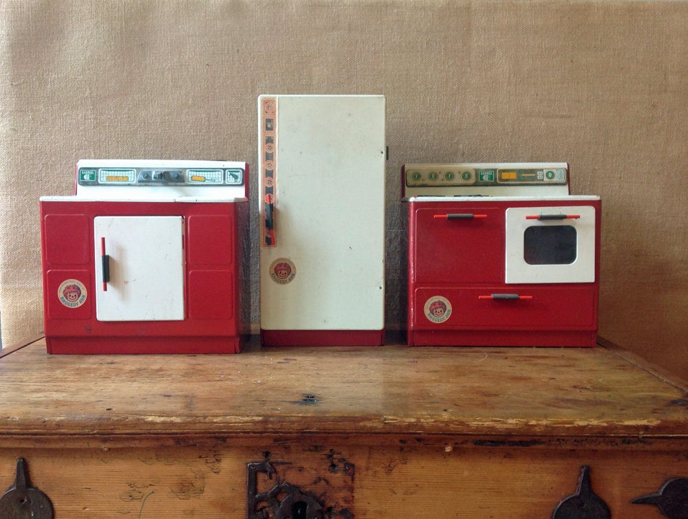 childrens play kitchen set, Raggedy Ann & Andy, refrigerator, stove, sink, 1970s