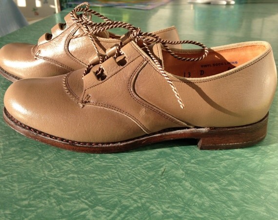 Vintage children's dress shoes dr. Scholls for by BetsyFernVintage