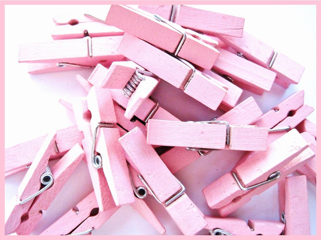 Small Clothespins Soft Pink . 20 pcs . Small 1.37 inch . Wooden Pegs Il_570xn