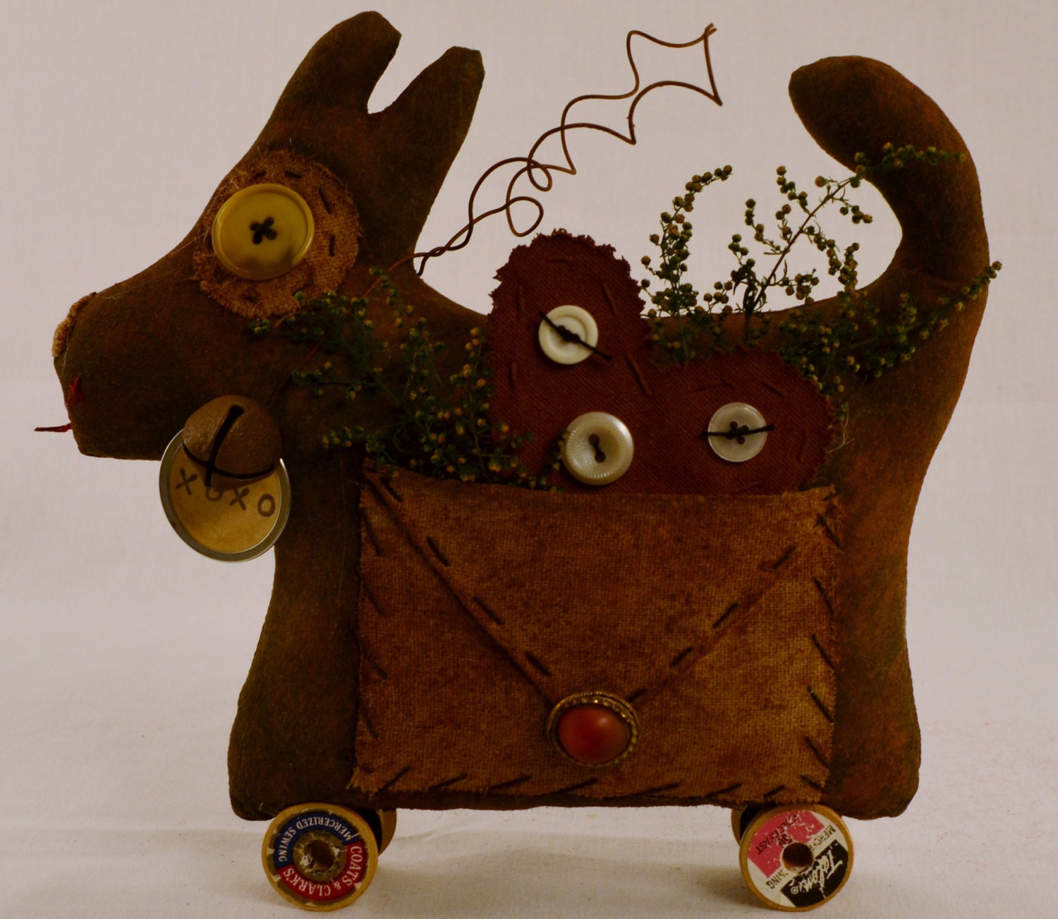 Primitive Puppy, Primitive Heart, Valentine's Day, Valentine's Decor