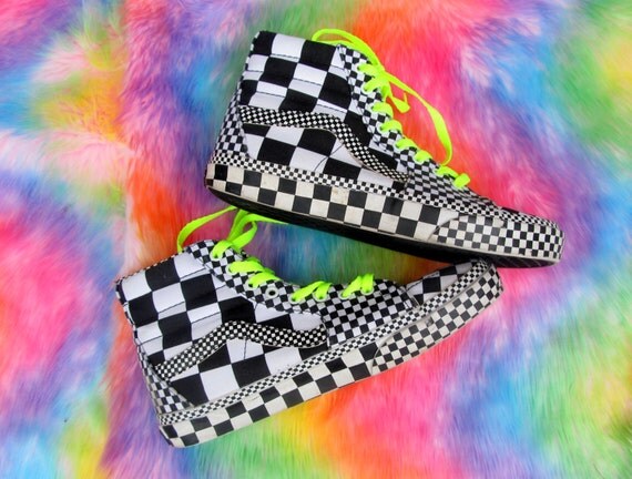 black vans white laces