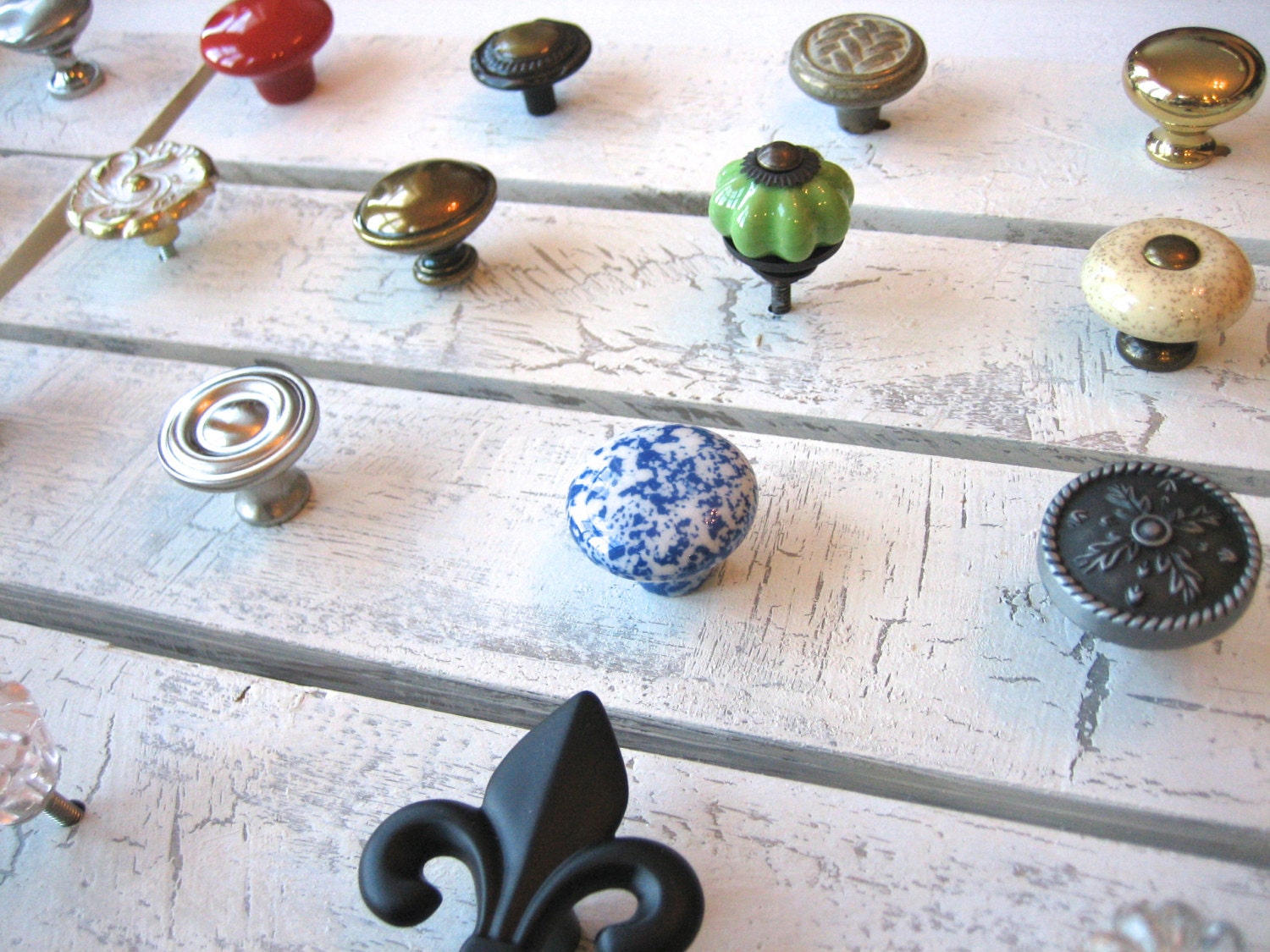 Customized Jewelry Rack--Design Your Own 4 Knob Rack
