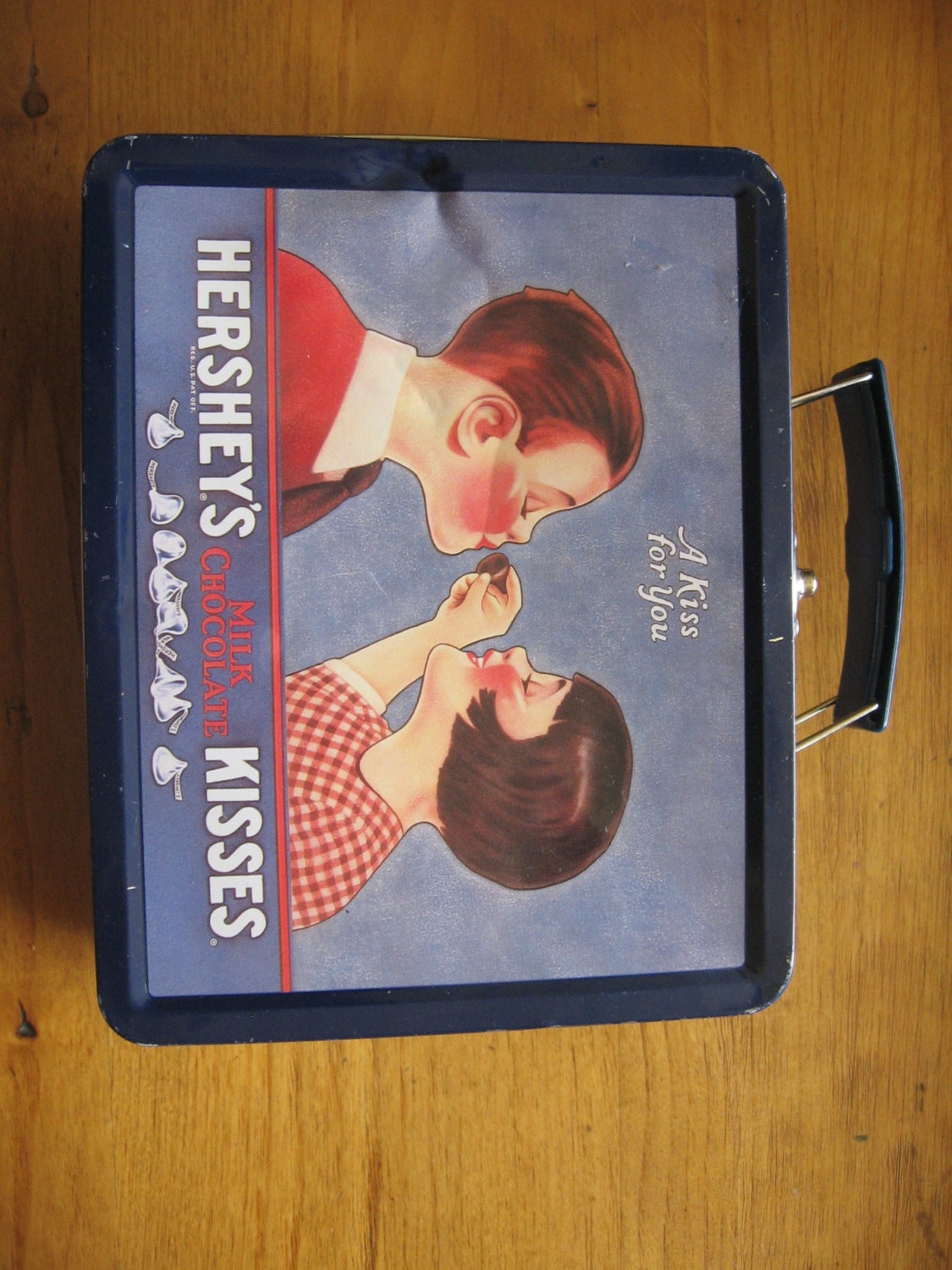 Hershey's Kiss Metal lunchbox